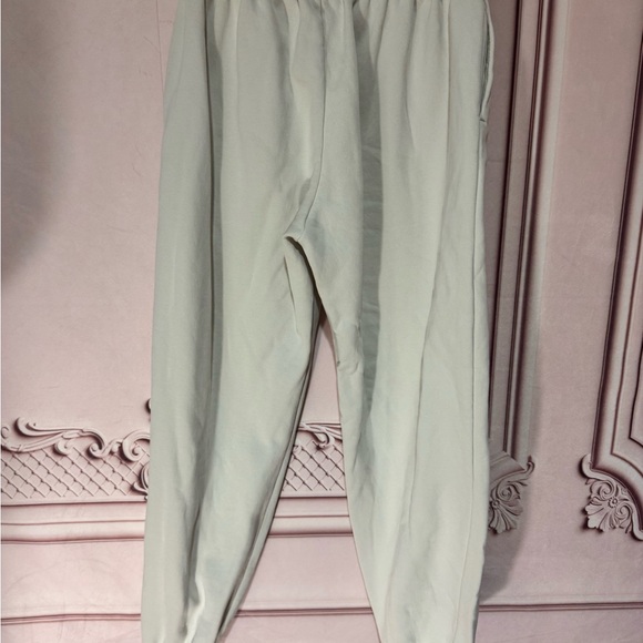 Nike Woman’s Sport Sweatpants Beige Club Fleece Size Small Drawstring Joggers - Picture 7 of 8
